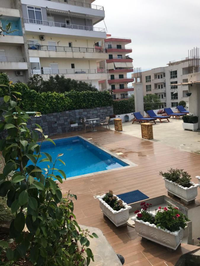Vila Floban & Mirdar Koshi Sarande Exterior photo