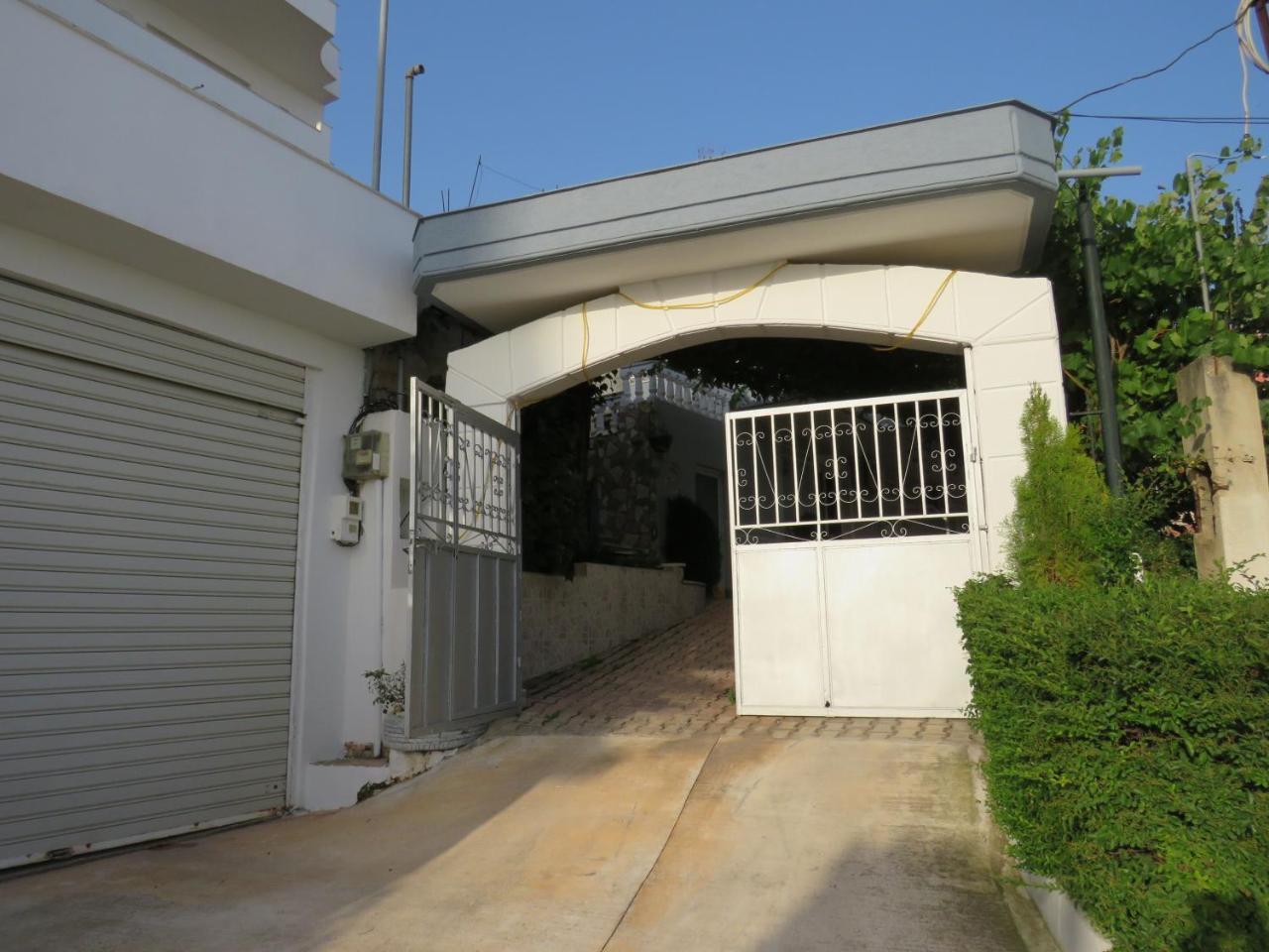 Vila Floban & Mirdar Koshi Sarande Exterior photo